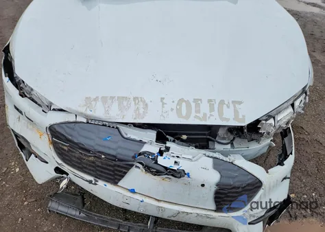 2022 Ford Mustang Mach-E Gt z USA, uszkodzony, nr VIN 3FMTK4SE1NMA14982